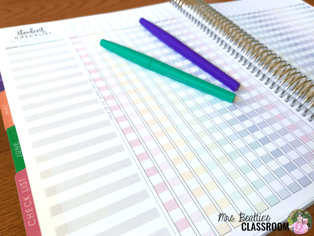 Photo of Erin Condren Teacher Planner student checklist